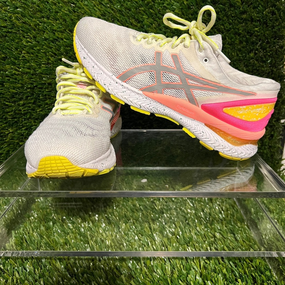 ASICS Gel Nimbus 22 Lite-Show Womens 9.5 Reflective White Sun Coral Runner